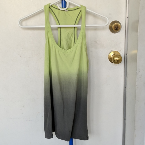 Lululemon racer tank, size 6 - Picture 2 of 4